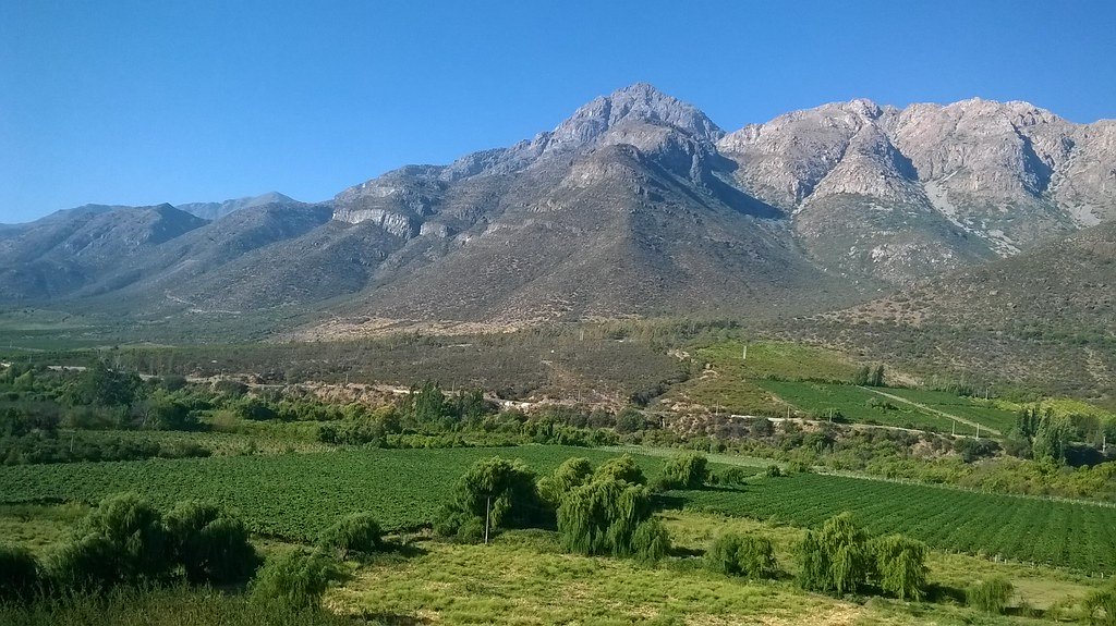 Valle del río Choapa en Punta Nueva, cerca de Salamanca, Chile.
